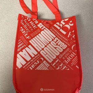 Lululemon Shopping bags